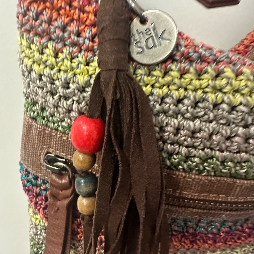 The Sak Brown and Red Crossbody Bag with Bohemian Style - Picture 5 of 10
